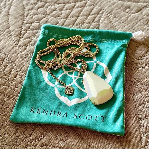Kendra Scott Sandra White Iridescent Necklace - Picture 3 of 5